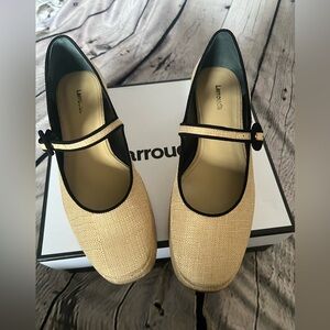 Larroude Blair Flatform In Beige Raffia